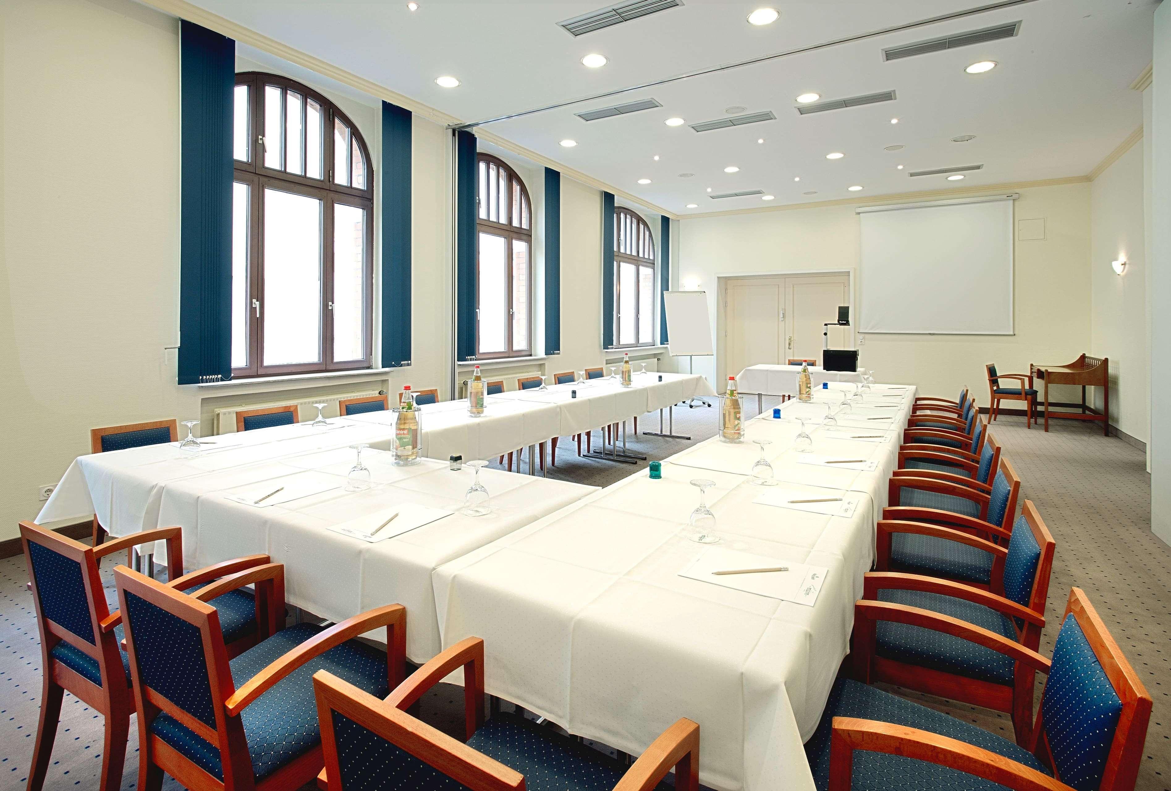 Tryp By Wyndham Kassel City Centre Negocio foto