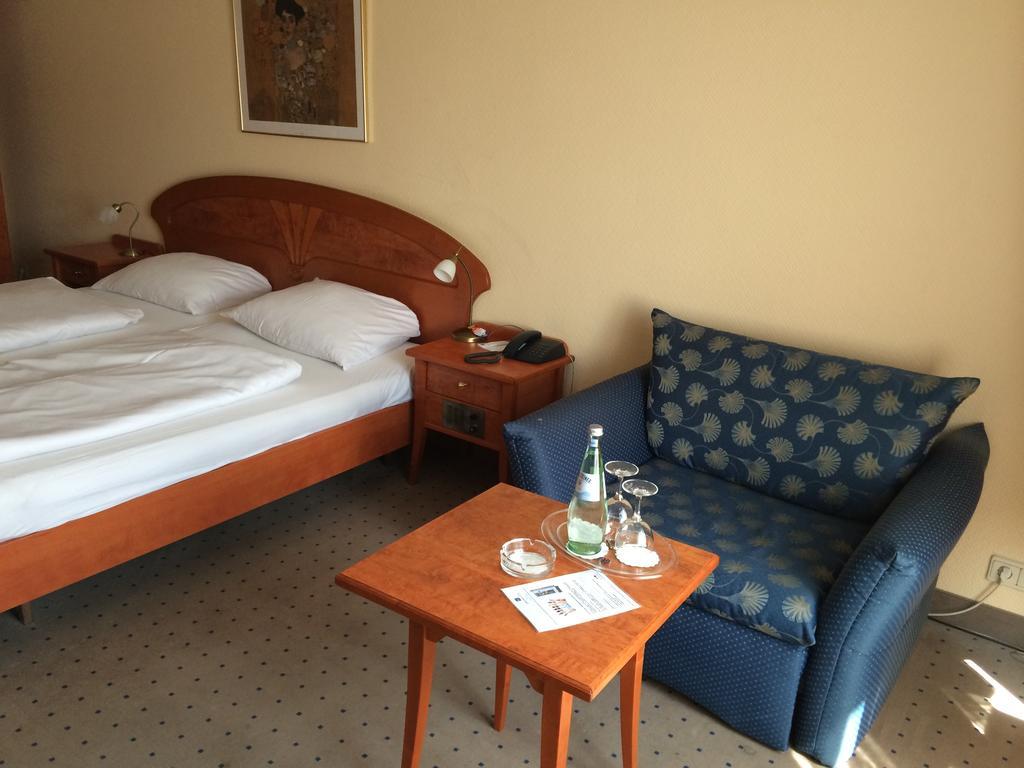 Tryp By Wyndham Kassel City Centre Habitación foto